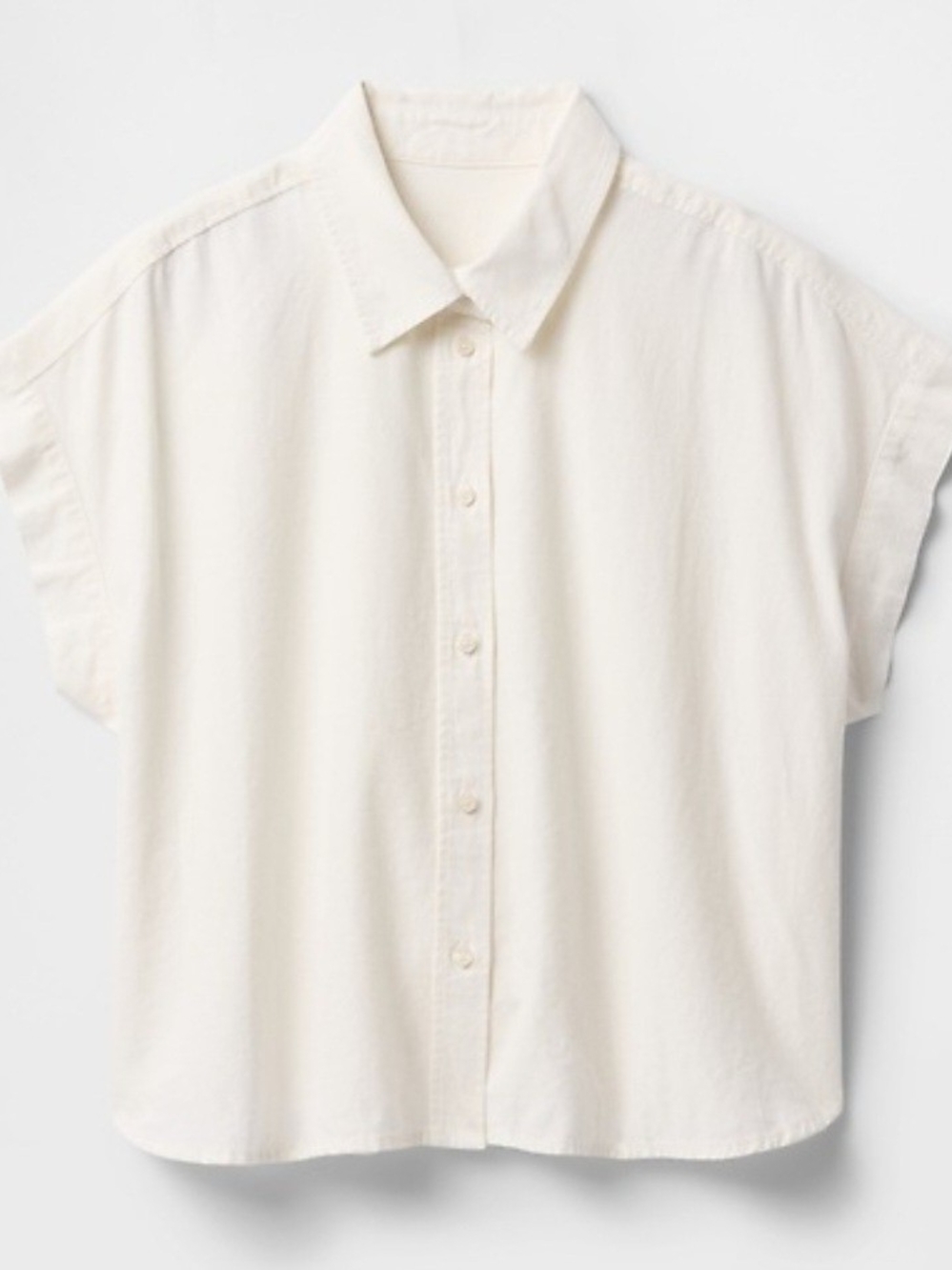 GAP Linen Blend Cropped Button Down Top